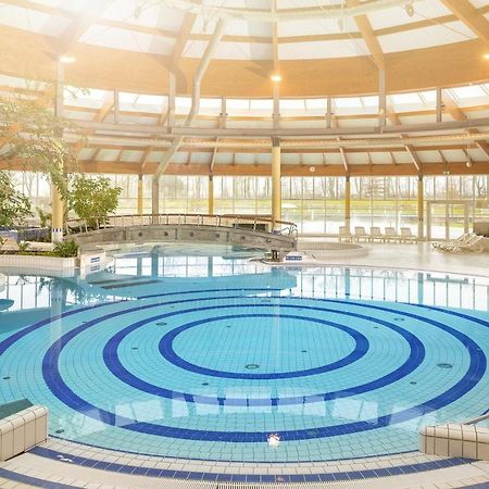 Balkon Mit Traumhaften Meerblick, Gratis Nutzung Vom Ahoi Erlebnisbad Und Sauna In Sellin Duenenhaus Fewo05 ゲーレン エクステリア 写真