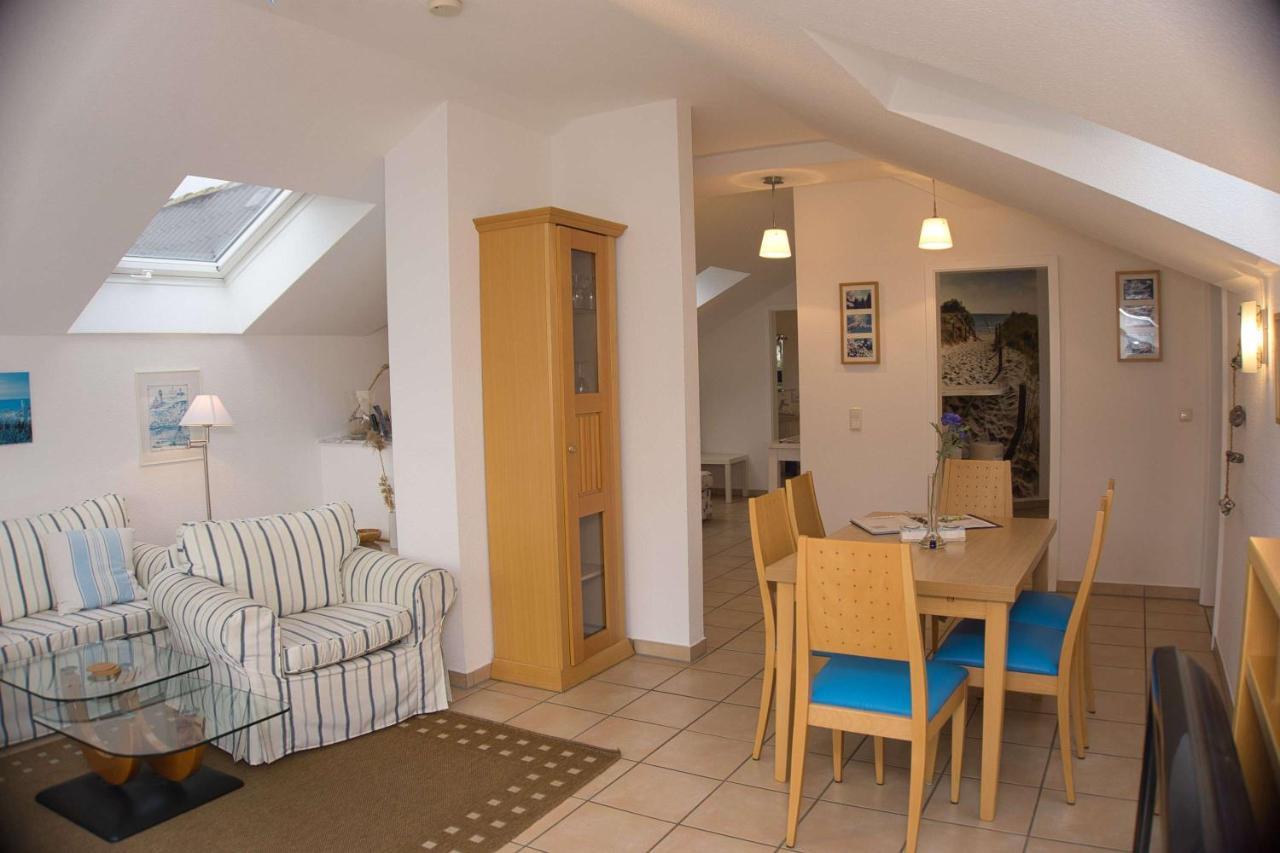Balkon Mit Traumhaften Meerblick, Gratis Nutzung Vom Ahoi Erlebnisbad Und Sauna In Sellin Duenenhaus Fewo05 ゲーレン エクステリア 写真