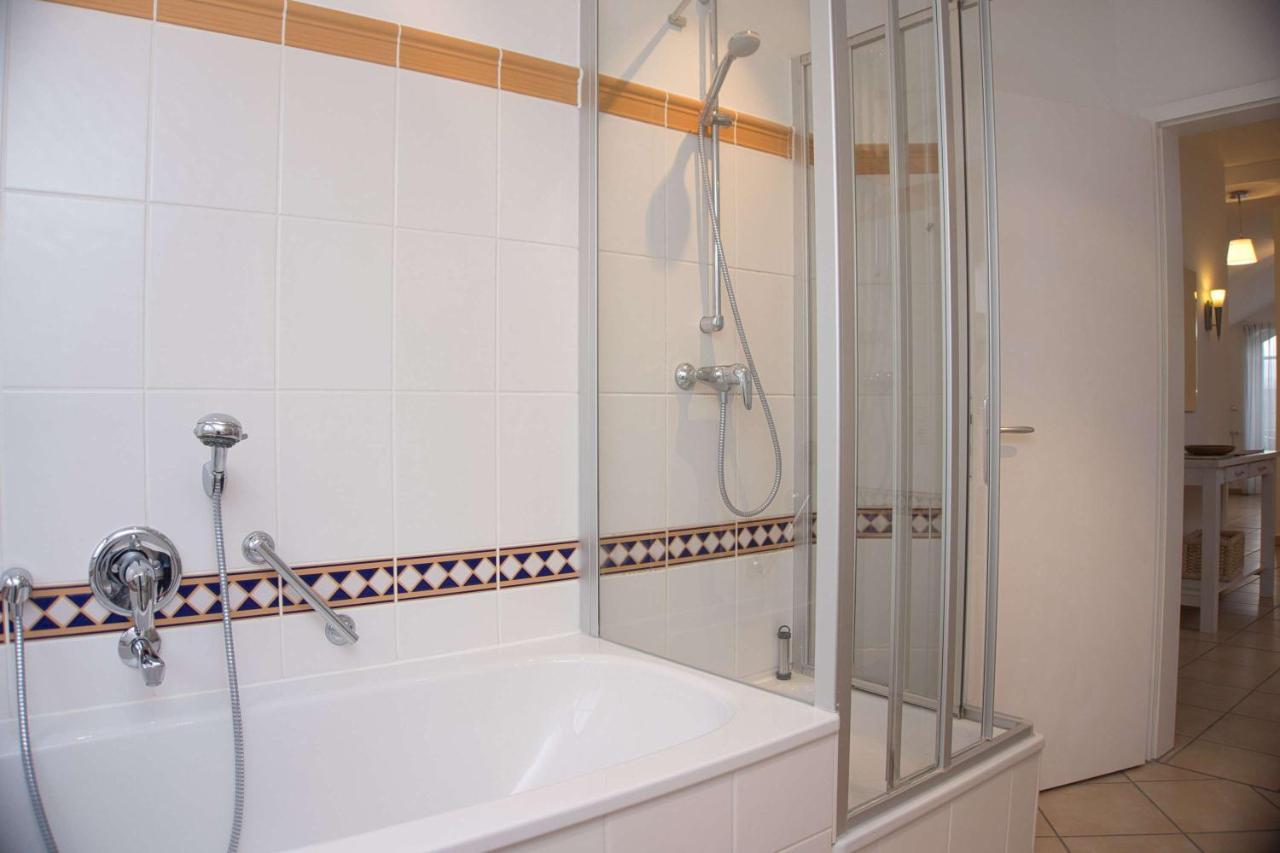 Balkon Mit Traumhaften Meerblick, Gratis Nutzung Vom Ahoi Erlebnisbad Und Sauna In Sellin Duenenhaus Fewo05 ゲーレン エクステリア 写真